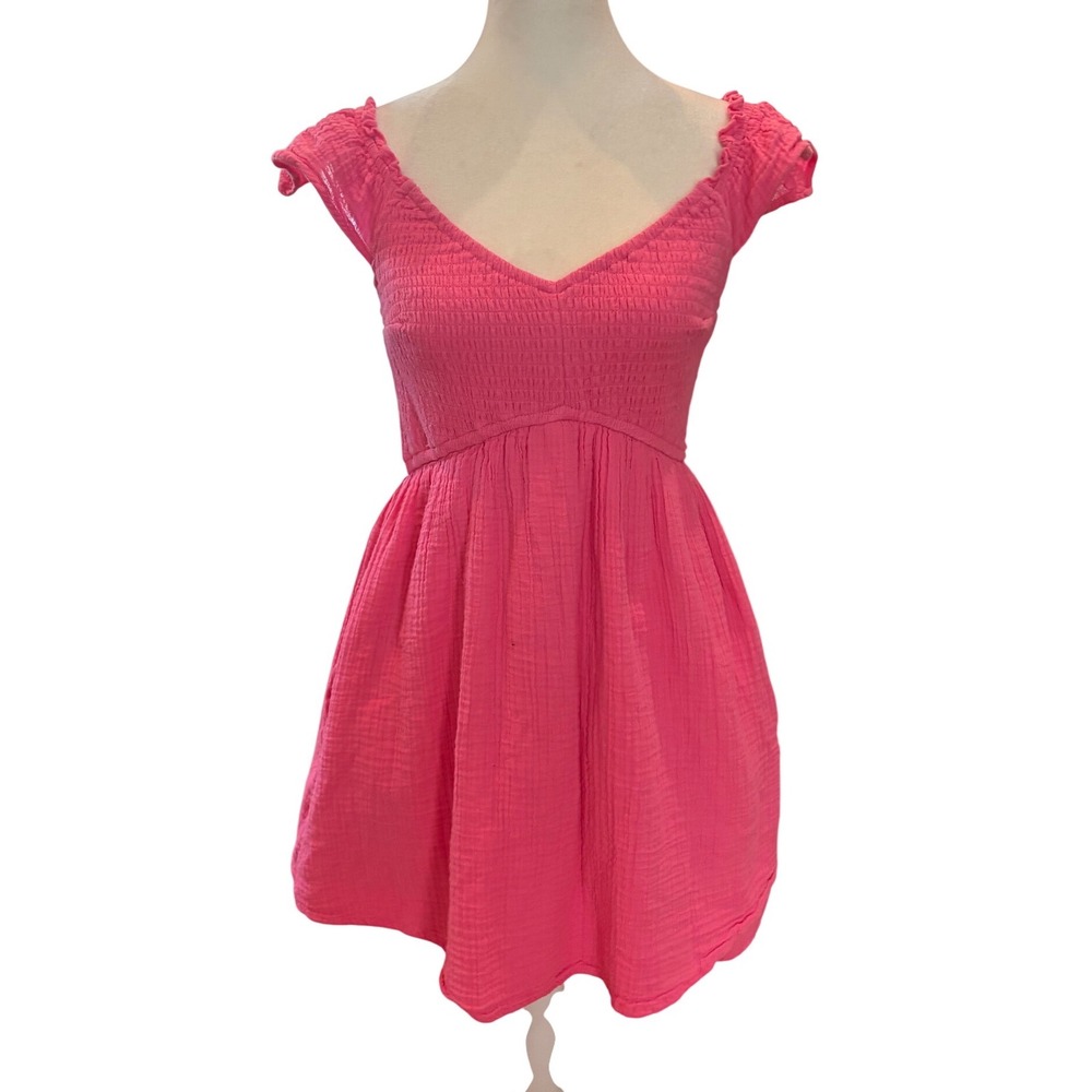 Hollister Hot Pink Gauze Smocked Mini Dress Ruffle Cap Sleeve Pockets‎ Womens S